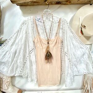 Aritzia Wilfred Bardot Bustier Tank tank in pastel coral blush